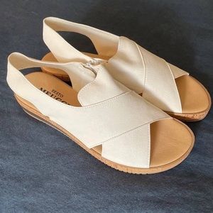 NIB Leather sling back wedge sandals